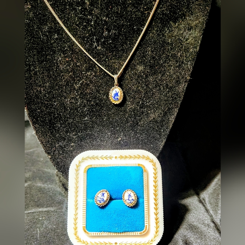 Vintage Delft Blue Necklace Post Earring Set Holland Windmill